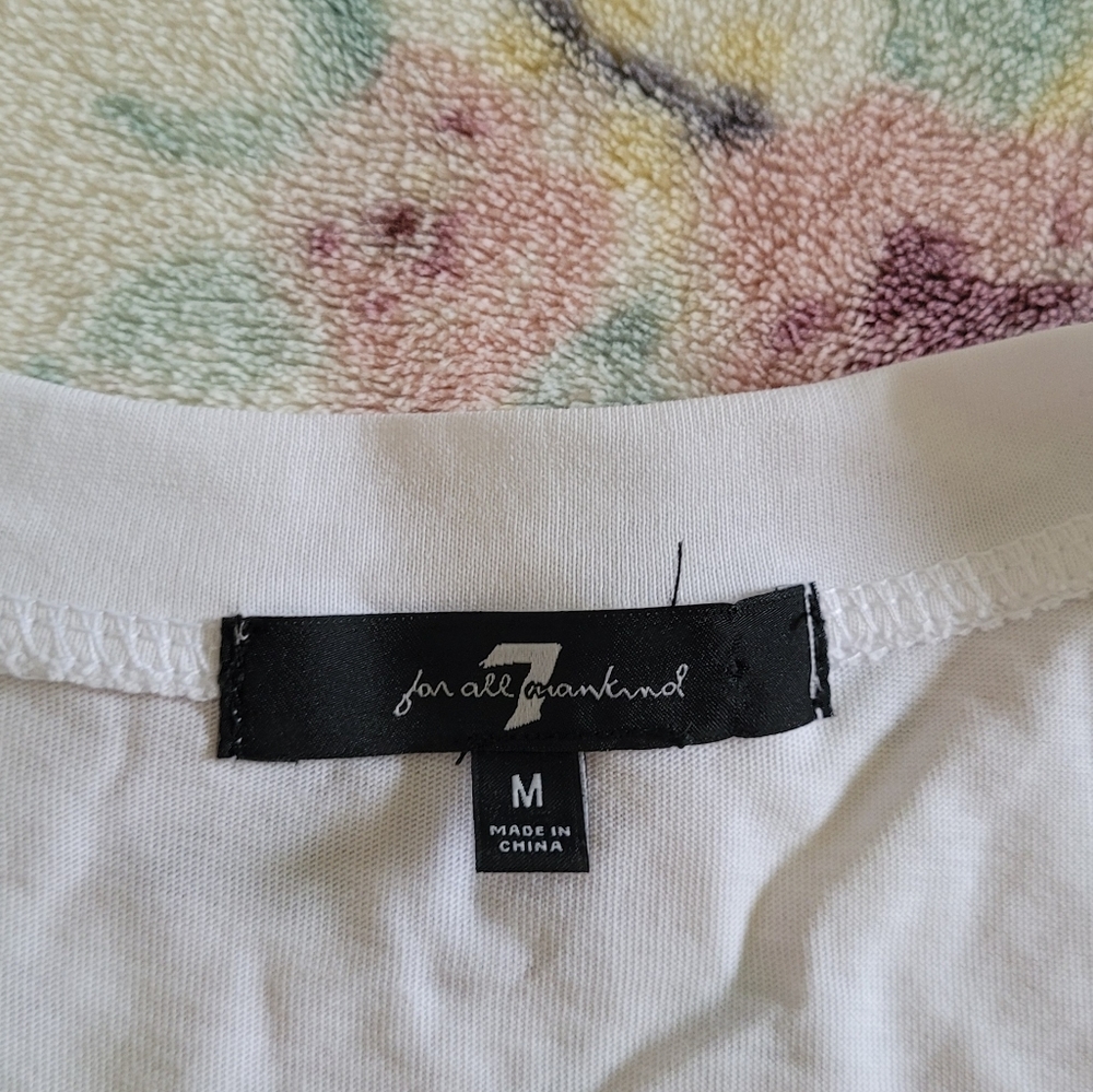 7 For All Mankind White Twist➰ Sleeve Top - Picture 4 of 14